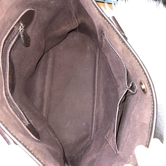 Buberry - Picture 11 of 16